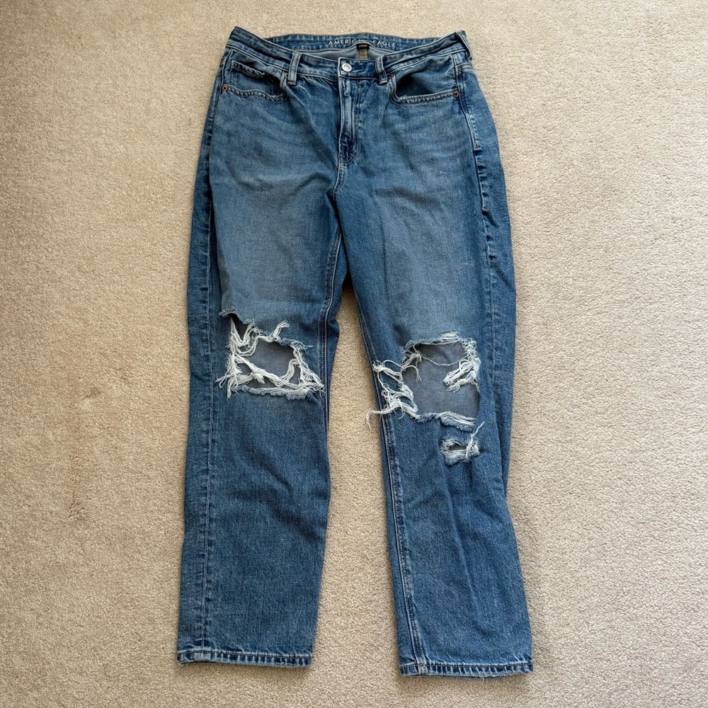 American Eagle Distressed Mom Jean
